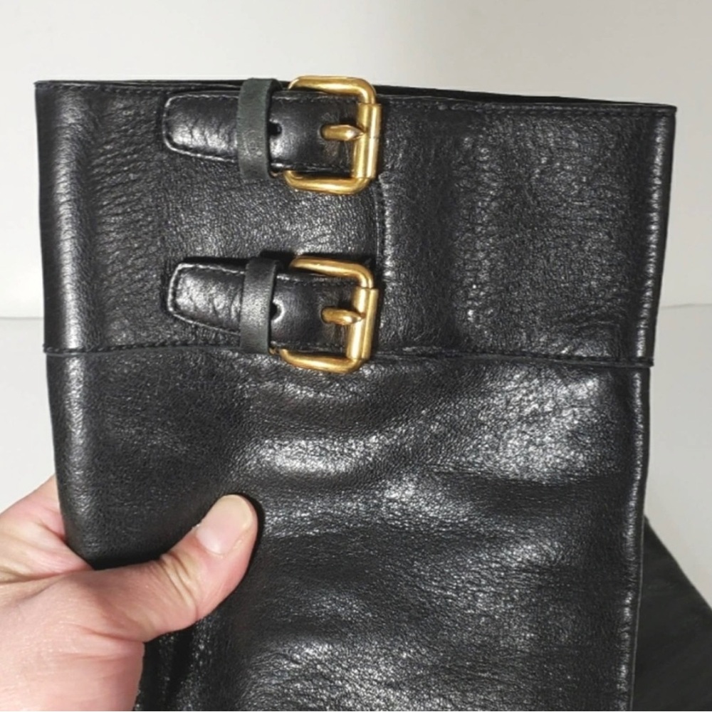 Prada Black Leather Soft Deer Skin
Double Buckle Boots 3W5356 EU37.5 US 7 - Picture 4 of 12